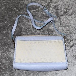 Dooney & Bourke cross bag